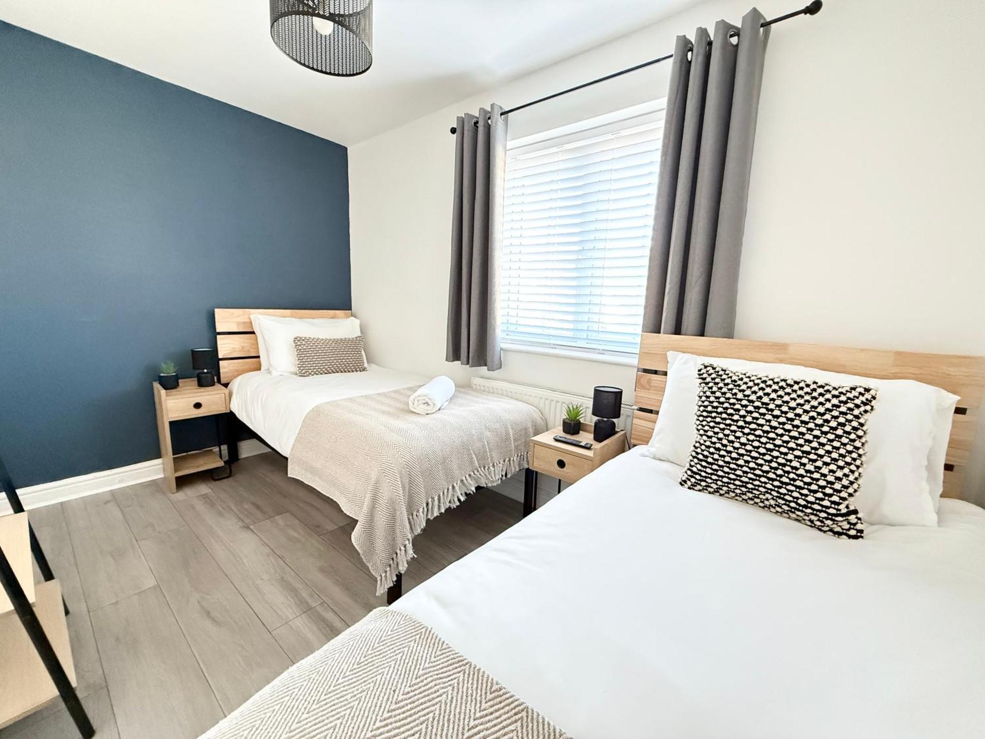 Comfy 2 Bed - - 10 Min Walk From Port Talbot